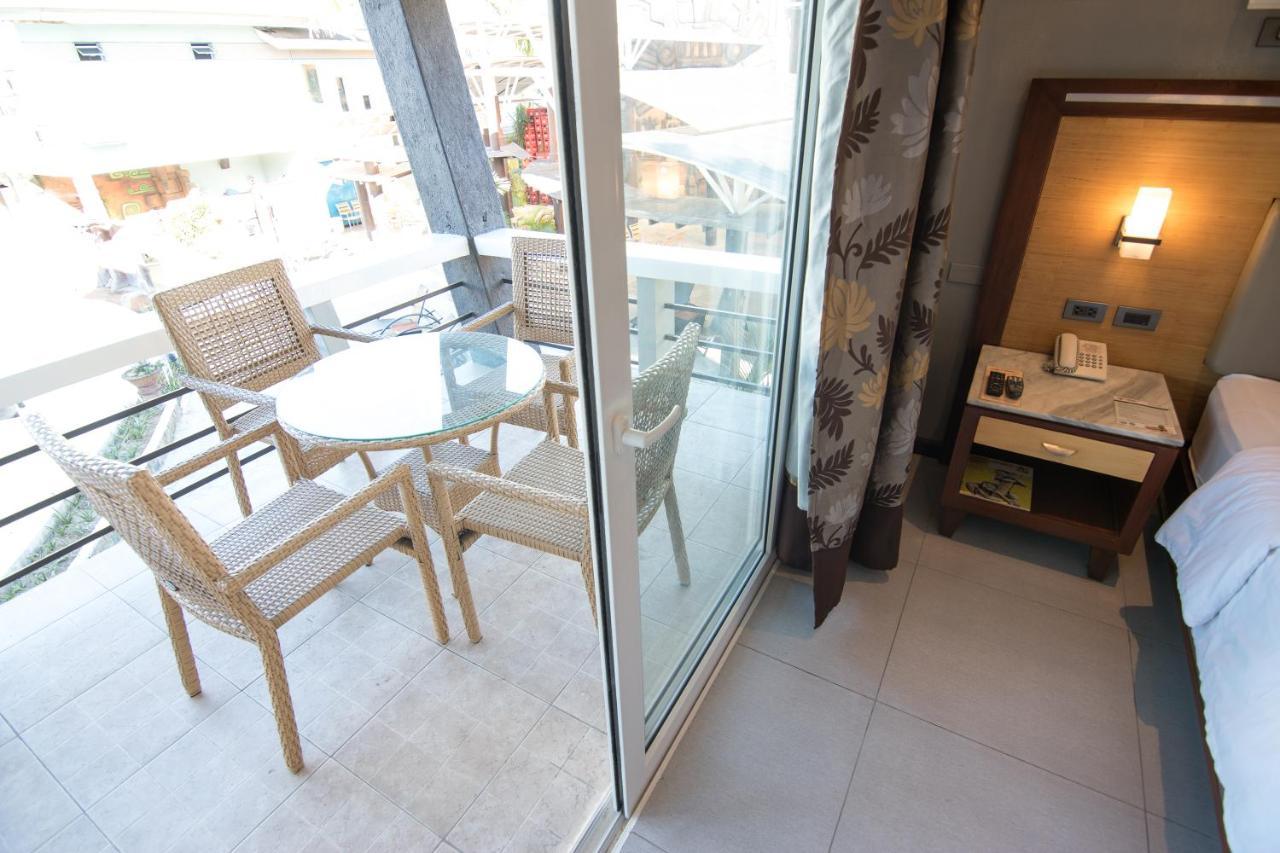 Double Room with Balcony,1092660006:JPEG