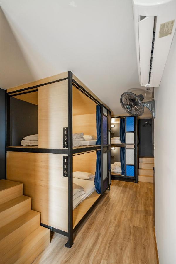 Bed 8-Bed Mixed Dormitory Room