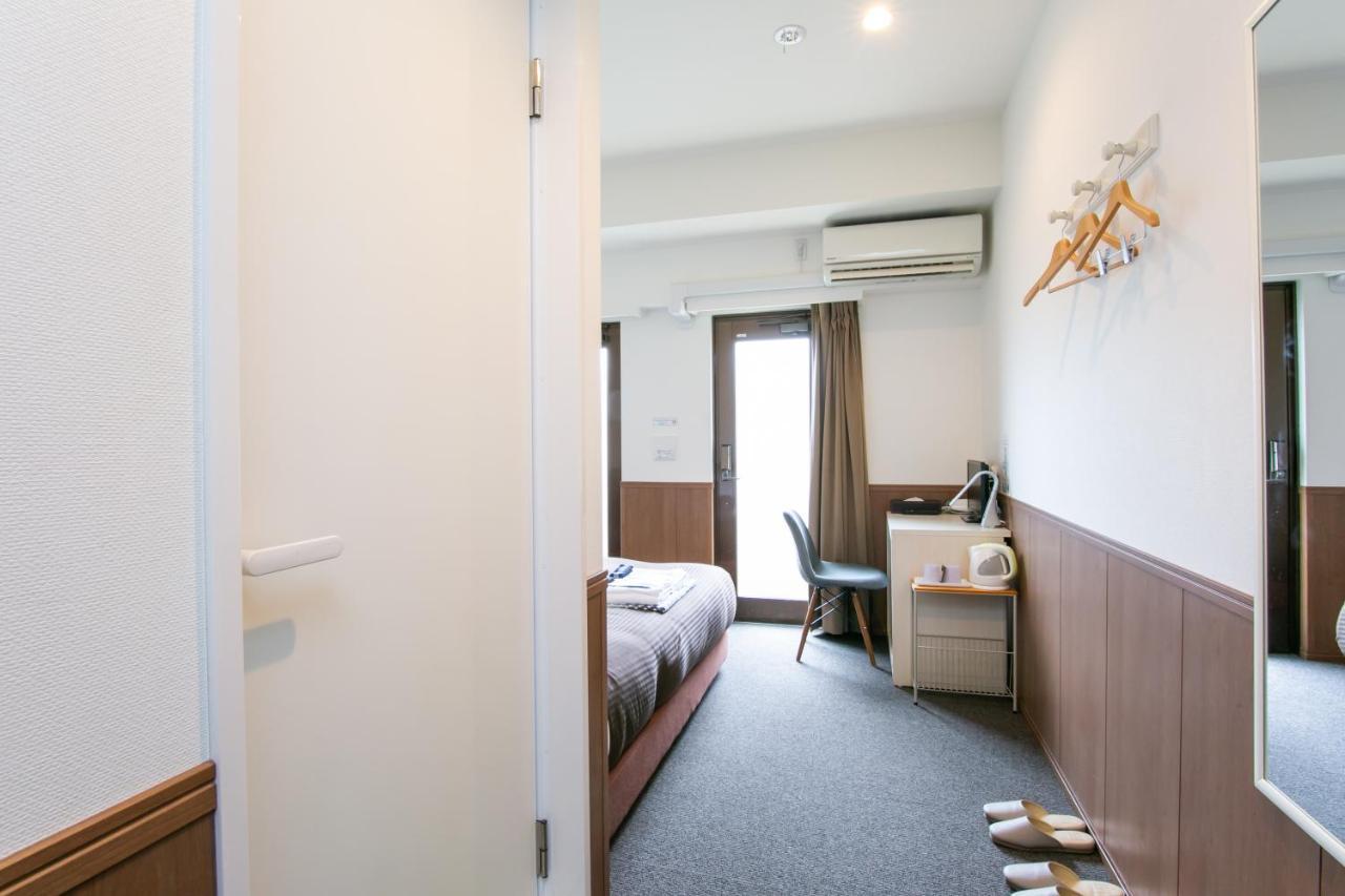 Double Room Queen Size Bed