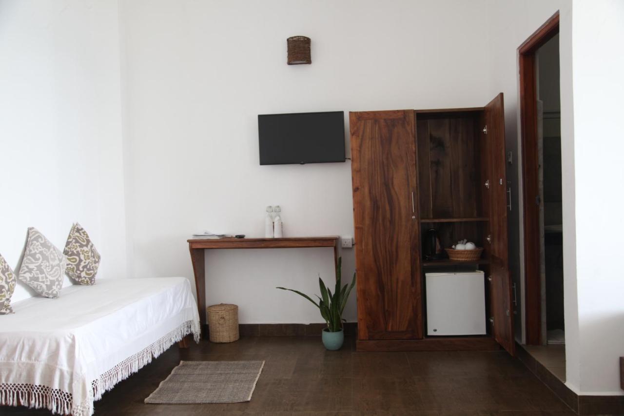 Deluxe Double Room with Balcony and Sea View,1020952345:JPEG