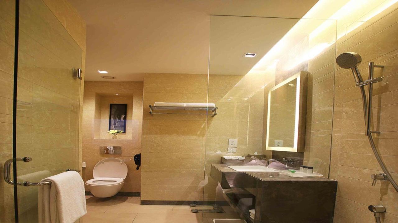 Standard King Room - Accessible,1742720423:JPEG