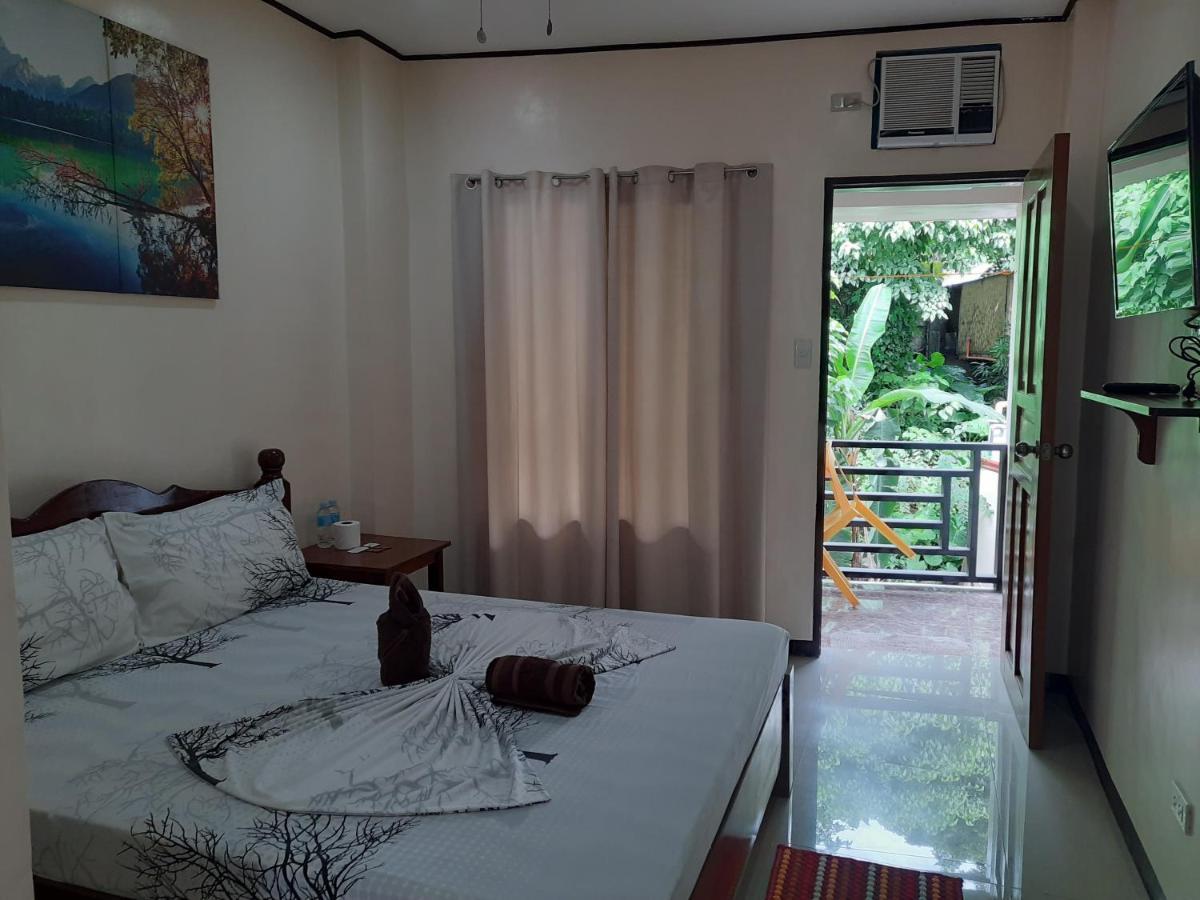 Deluxe Double Room with Balcony,1051882828:JPEG