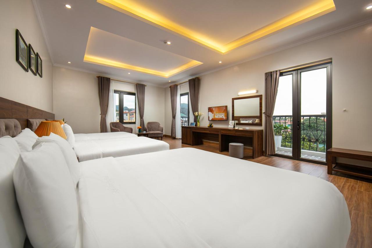 Triple Room with Mountain View,1082730196:JPEG