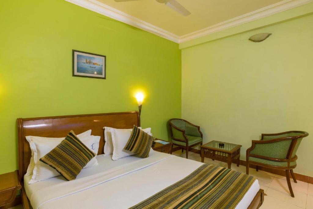 Deluxe Double or Twin Room,1090117557:JPEG
