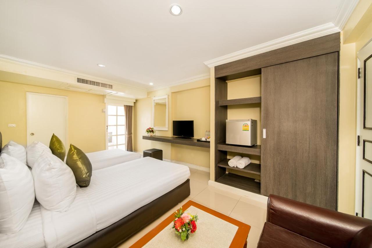 Deluxe Double or Twin Room