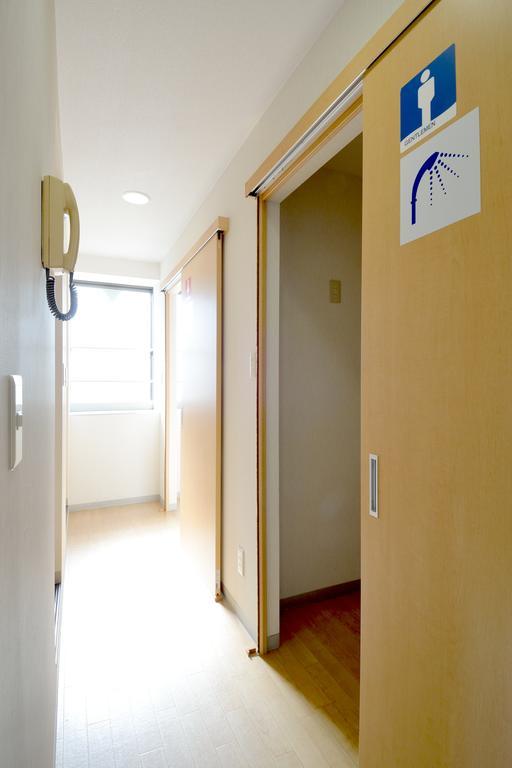 Japanese-Style Twin Room with Shared Bathroom,112365099:JPEG