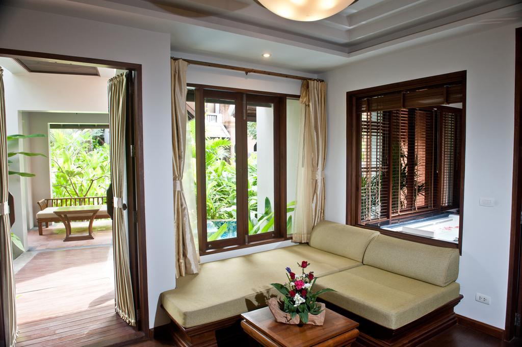 One-Bedroom Family Pool Suite,1588073724:JPEG