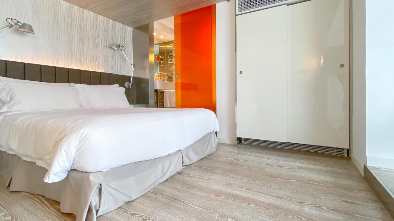 Quarto Duplo