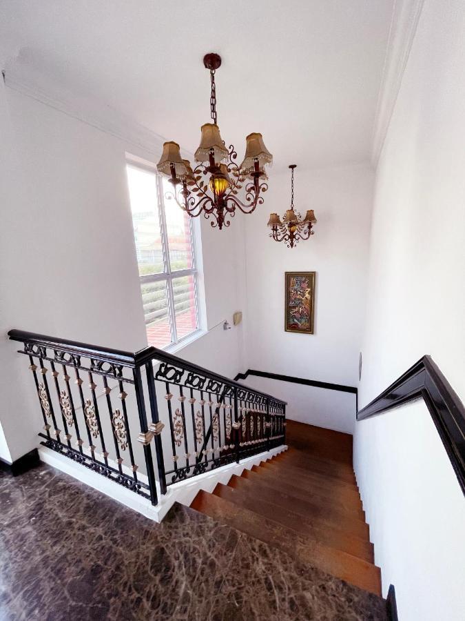 Deluxe Family Room,1163450445:JPEG