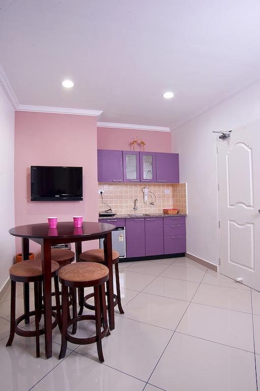 King Suite,116004410:JPEG