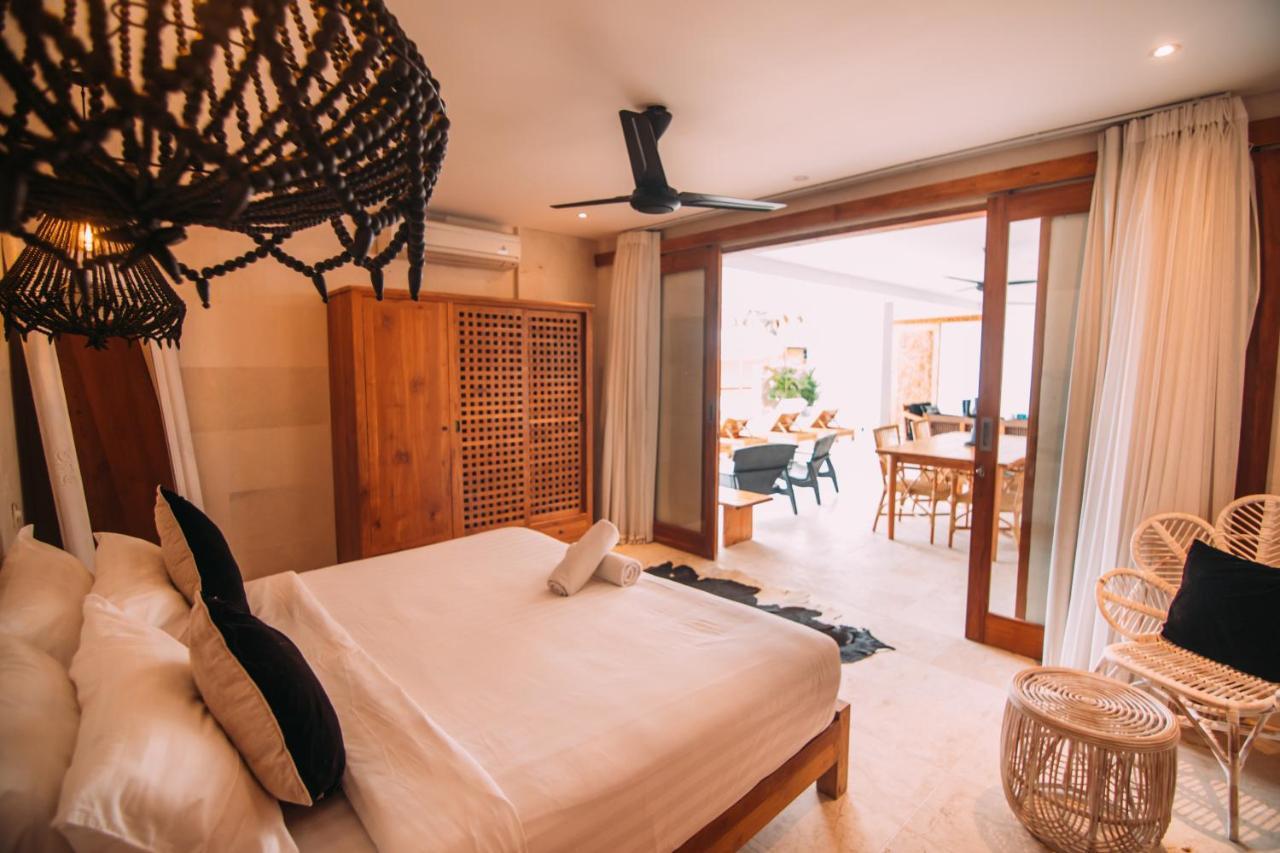 Two-Bedroom Tinggi Villa with Private Pool and Ocean View