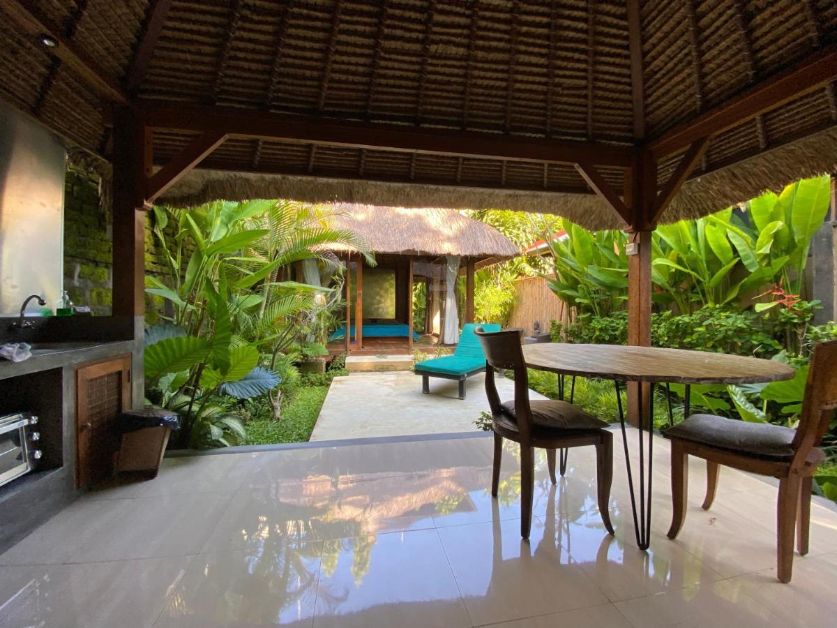 Bungalow Patio