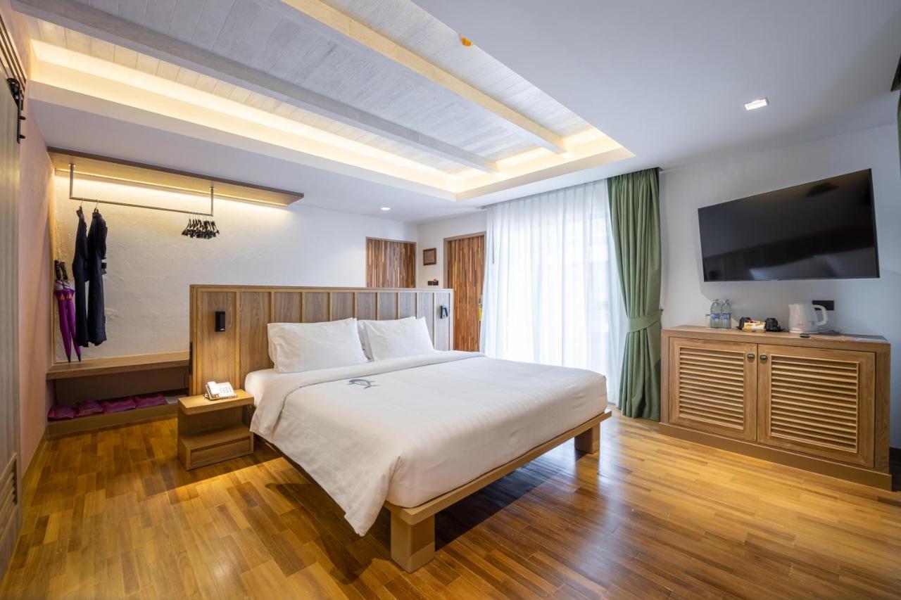 Junior Suite,1206263014:JPEG