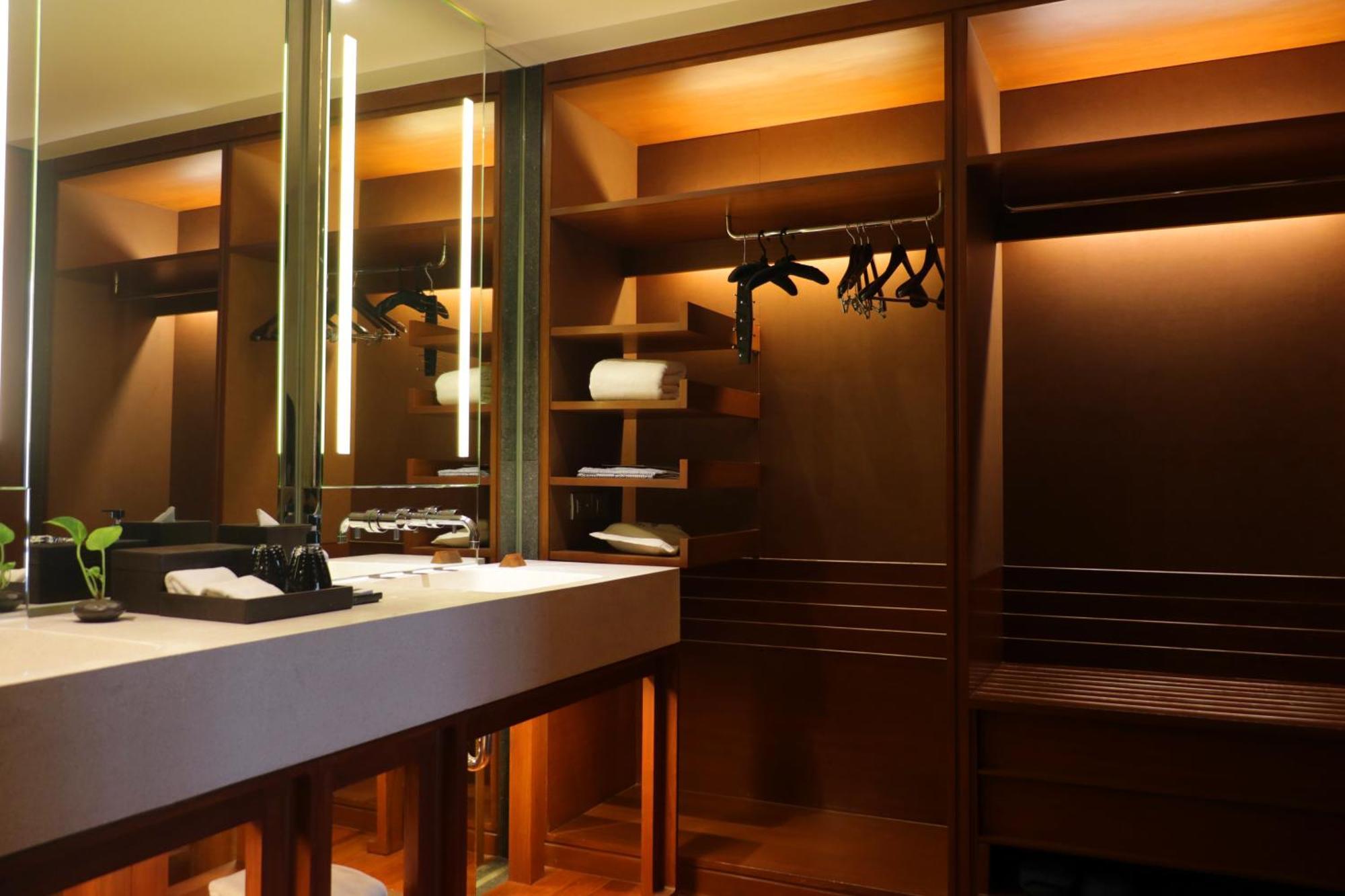 Edge Suite,1580164438:JPEG