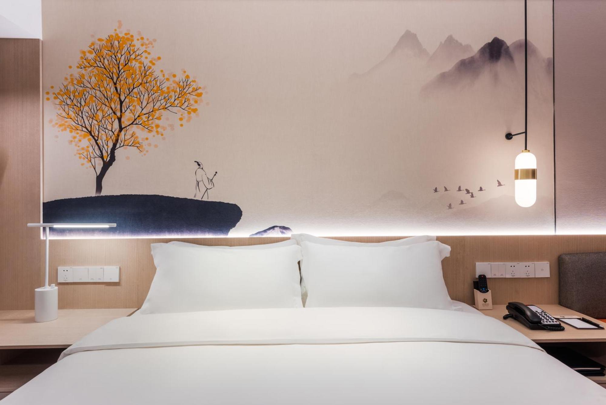 Habitación Business con cama extragrande - 1 refresco gratuito