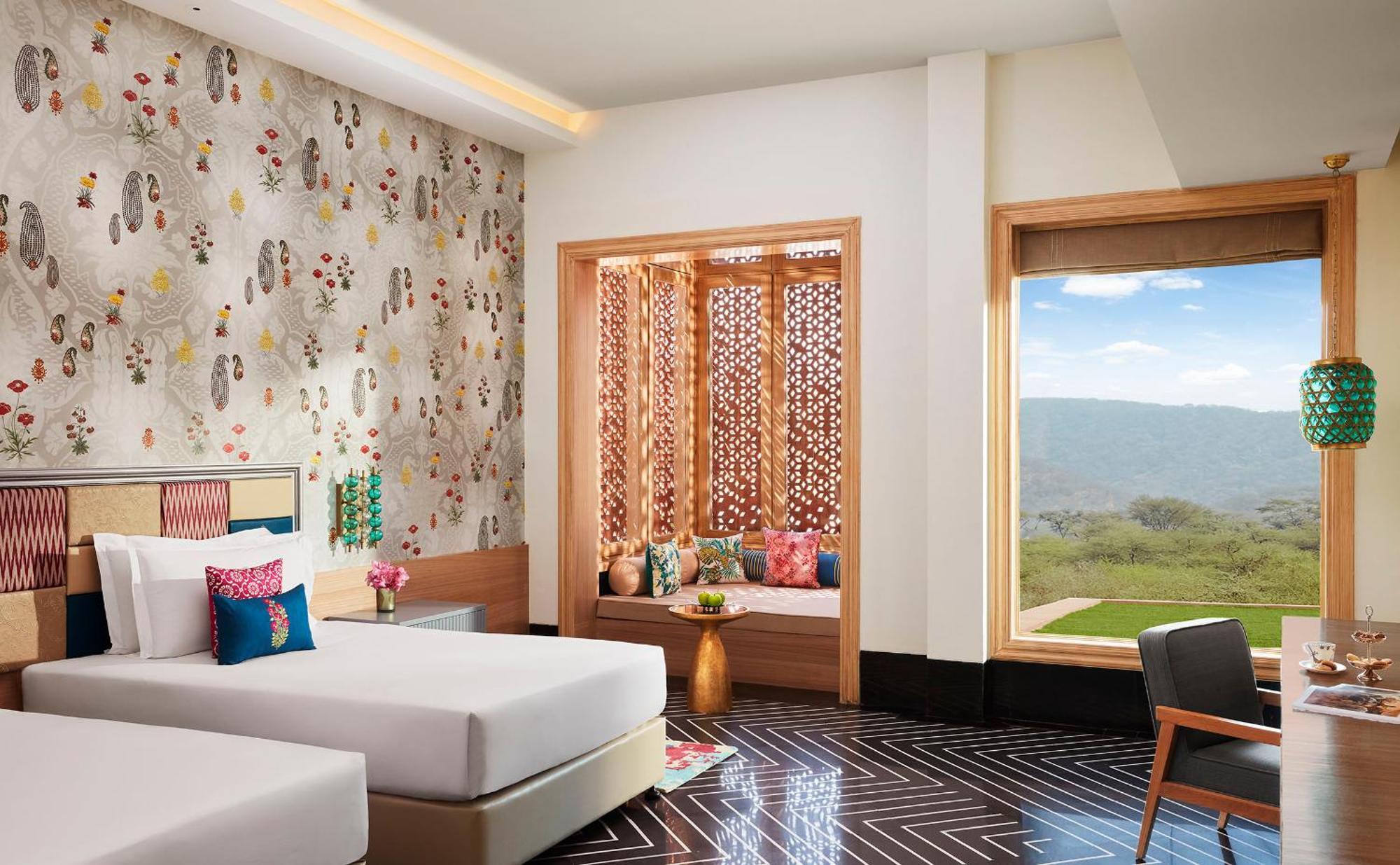 Luxury Room twin Bed With Bathtub,1212881779:JPEG