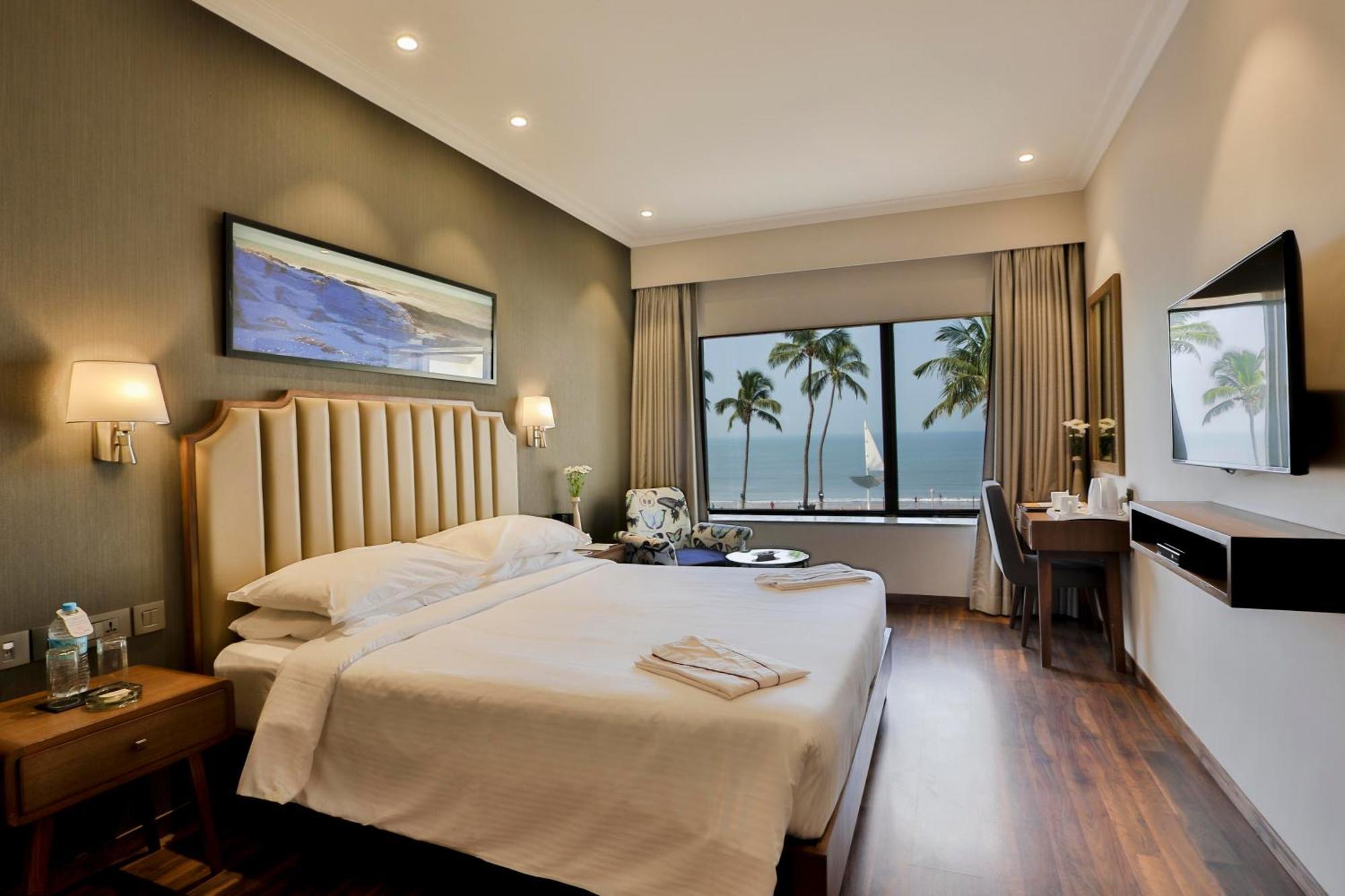 Grand Room Ocean View on food beverages,953771566:JPEG
