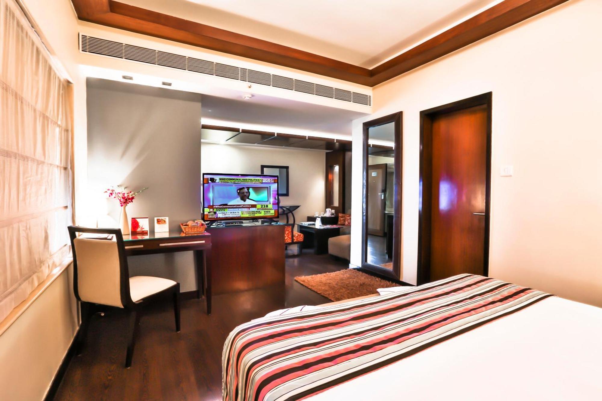 Executive Double or Twin Room on food beverages,104955245:JPEG
