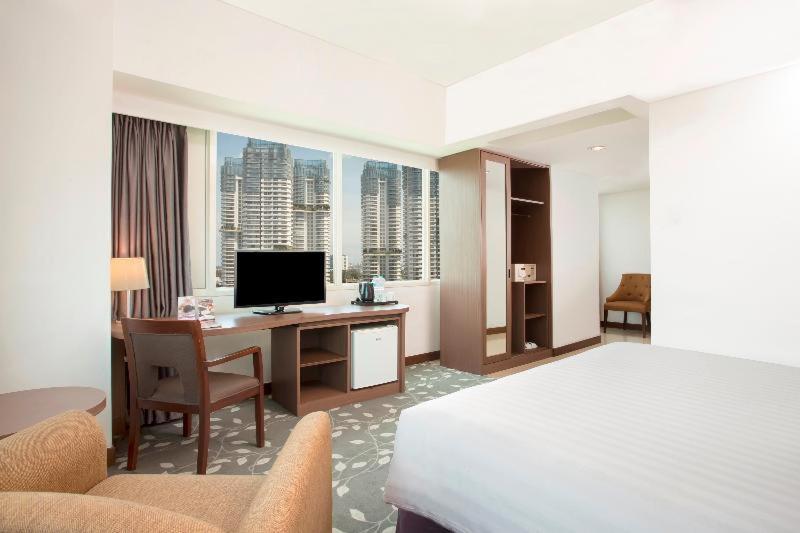 Grand Deluxe Room,1213070632:JPEG
