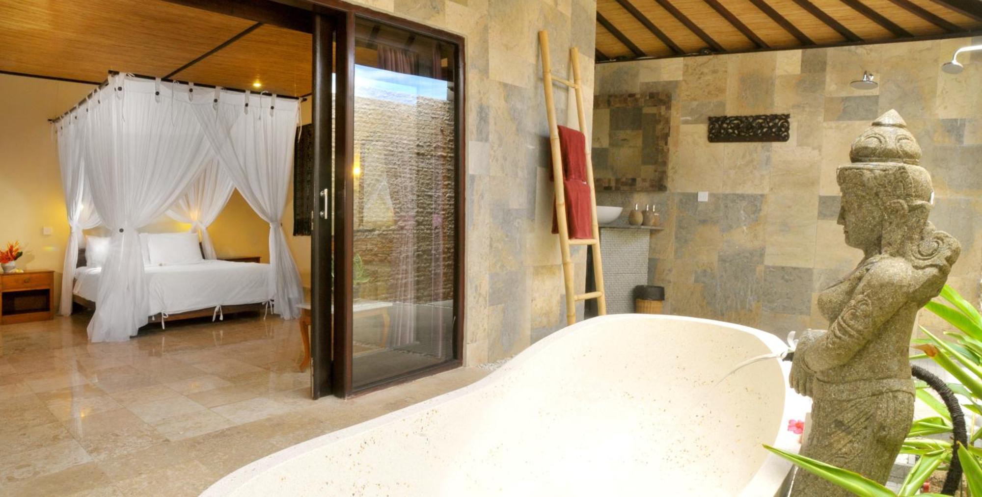 Large Double or Twin Room