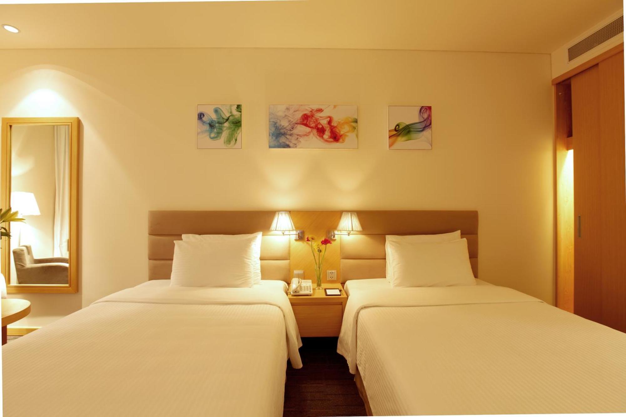 Deluxe Double or Twin Room,1213494790:JPEG