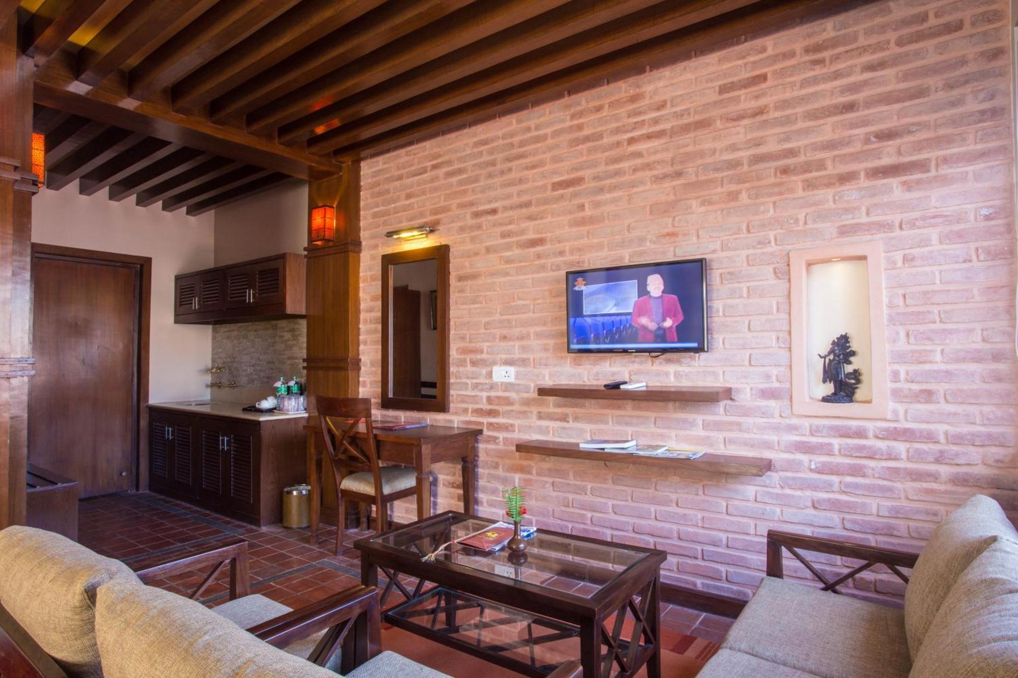Deluxe Suite