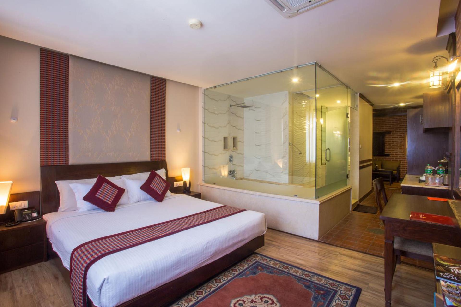 Luxury Suite