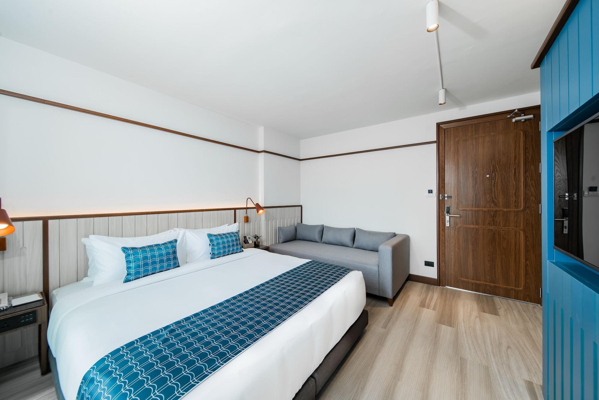 Grand Deluxe Double Room,1215717547:JPEG