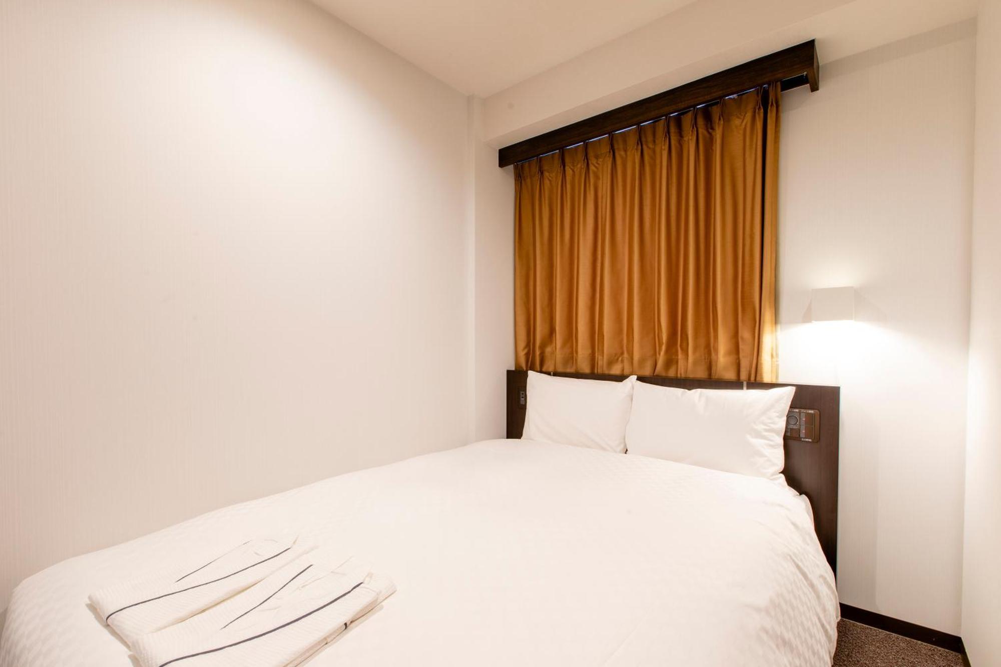 Double Room with Small Double Bed - Non-Smoking,1222461445:JPEG