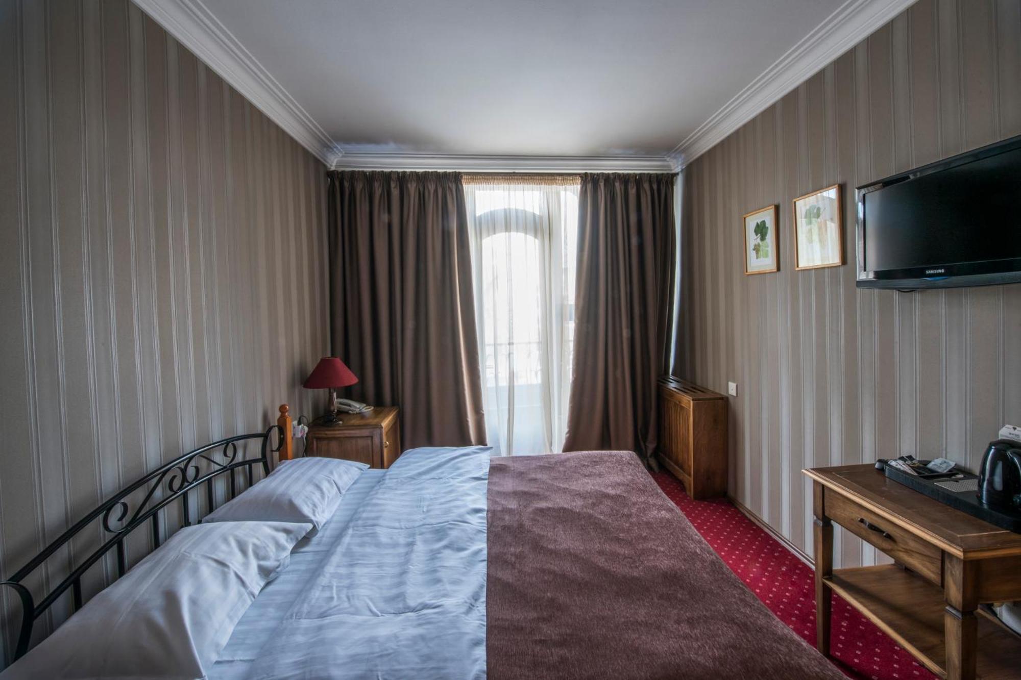 Standard Double Room,1223507056:JPEG
