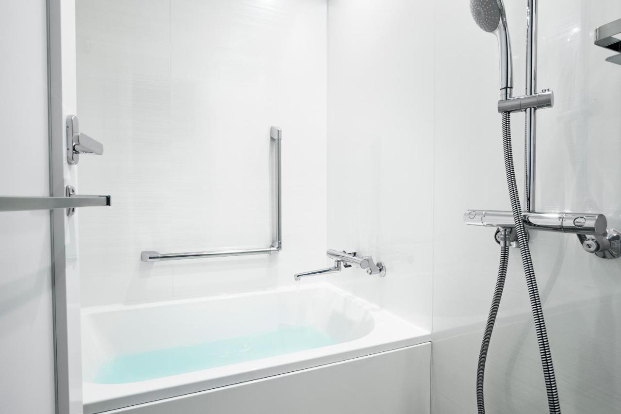 <Plantas 16 y 17> Habitación Conectada Plus - No Fumadores
