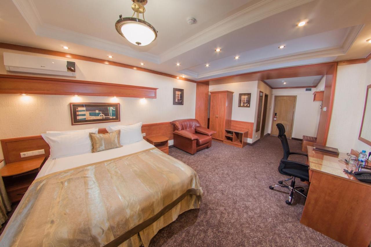 Superior Deluxe Double or Twin Room