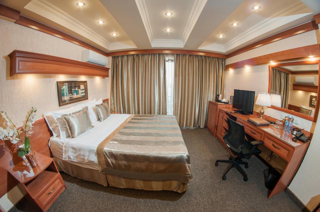 Superior Deluxe Double or Twin Room