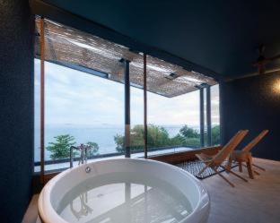 Super Deluxe Sea View