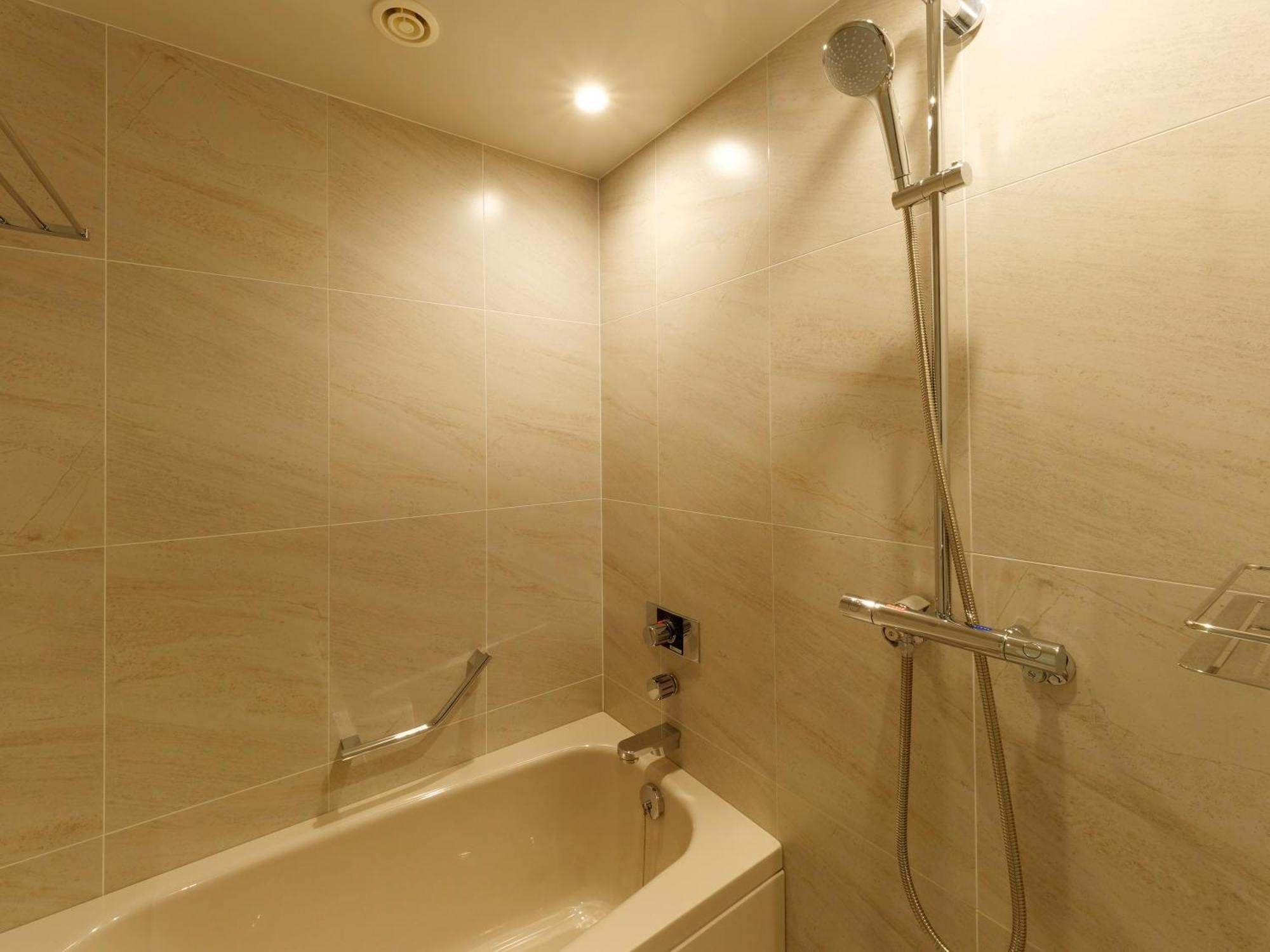 Standard Twin Room with Extra Bed - Non-Smoking,1555457653:JPEG