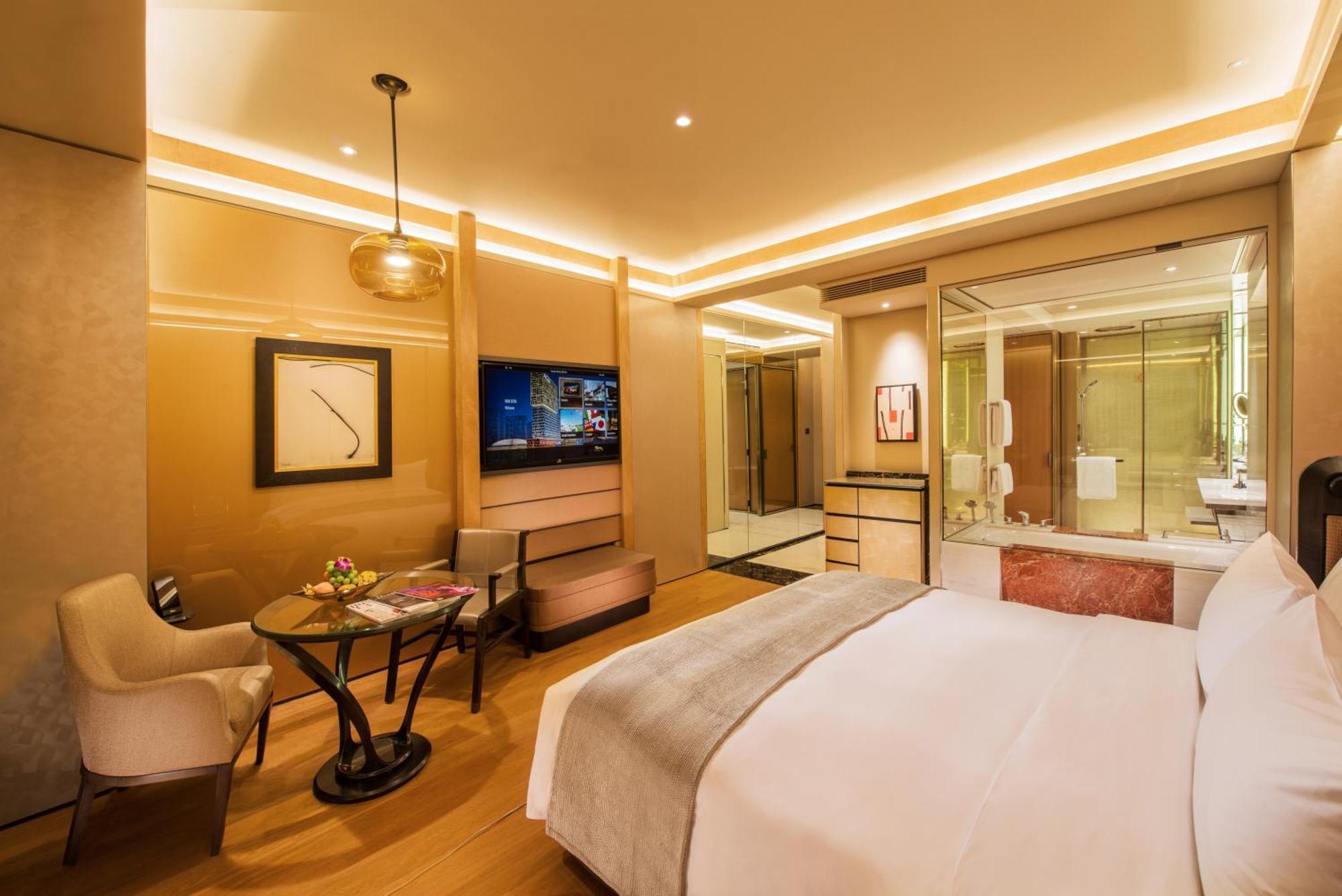Resort King Premier View Room