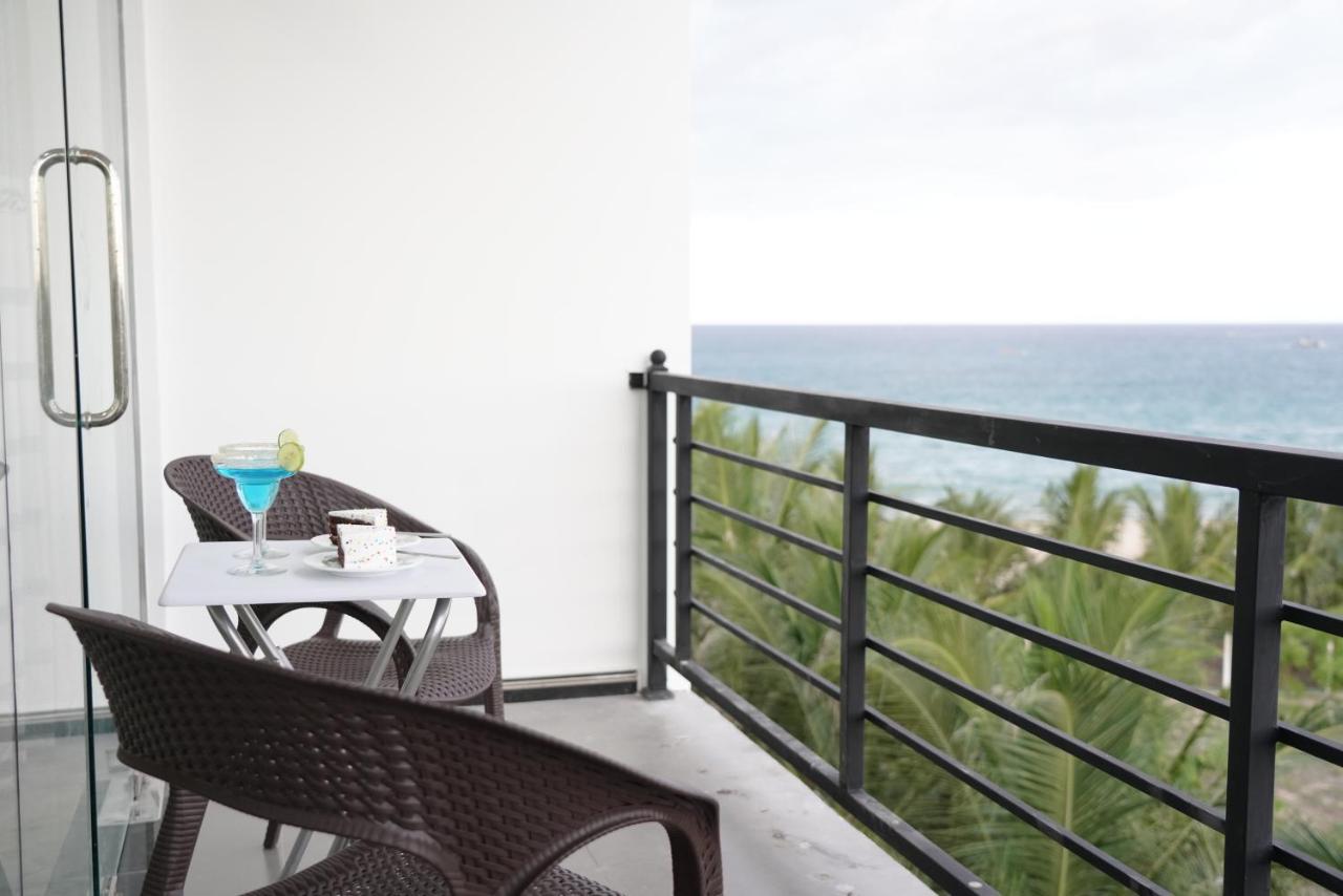 Family Room with Sea View