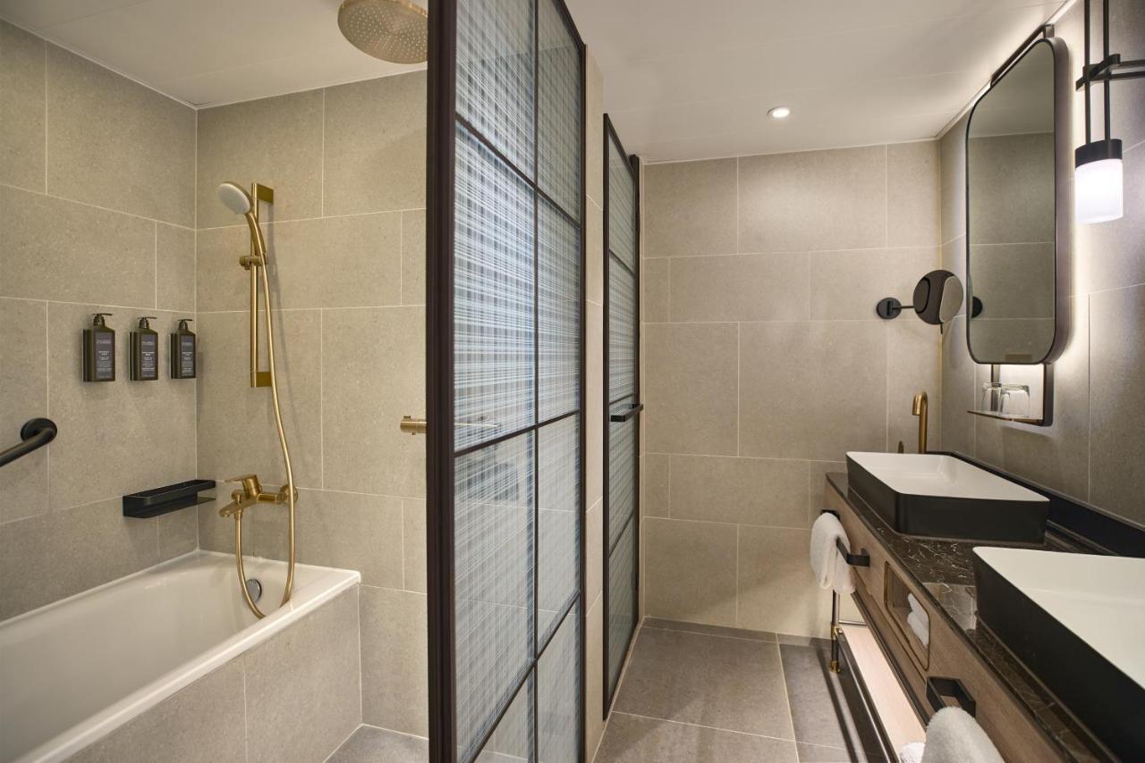 1 Bedroom Suite, 1 King,1746876982:JPEG