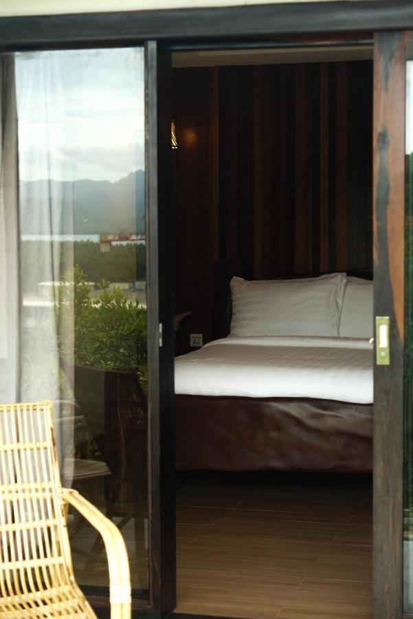 Forest View Suite