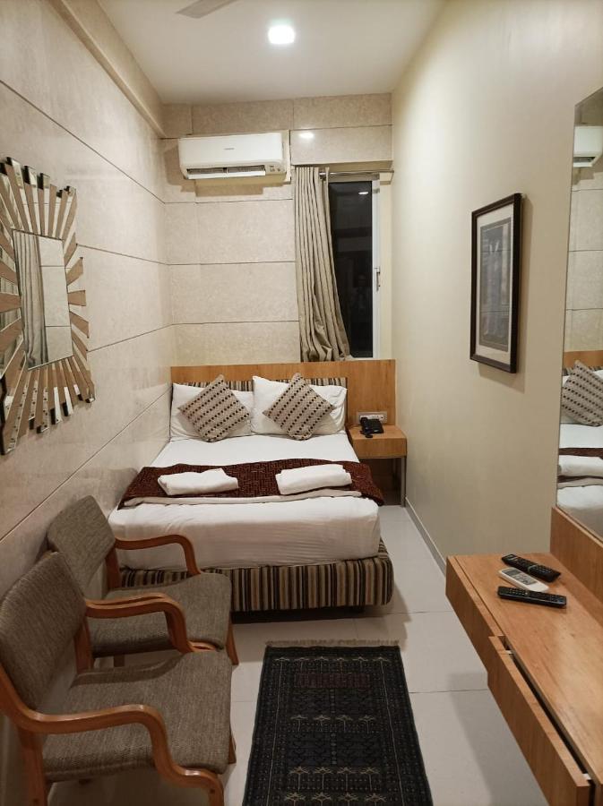 Standard Double Room,216170501:JPEG