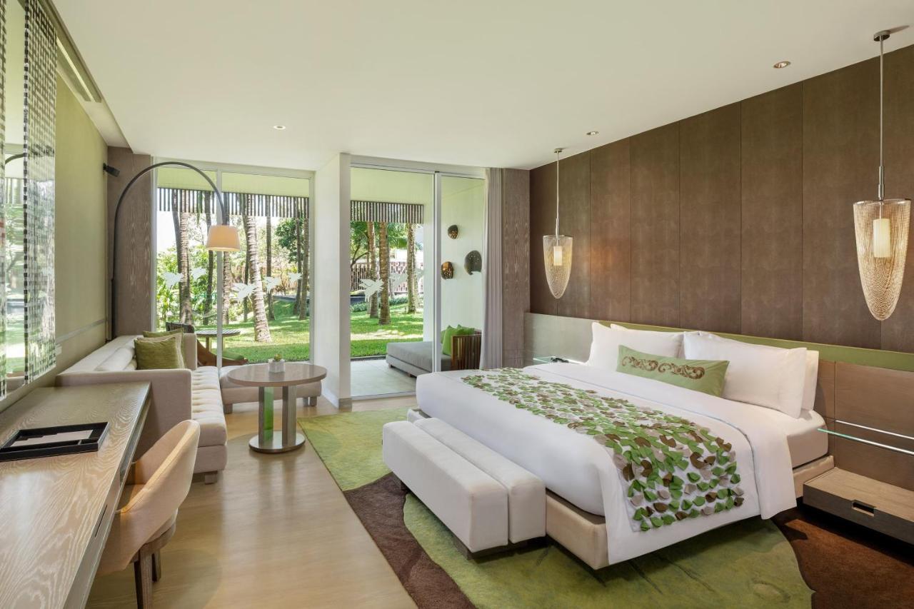 Superior Garden View, Guest room, 1 King, Balcony,1351783357:JPEG