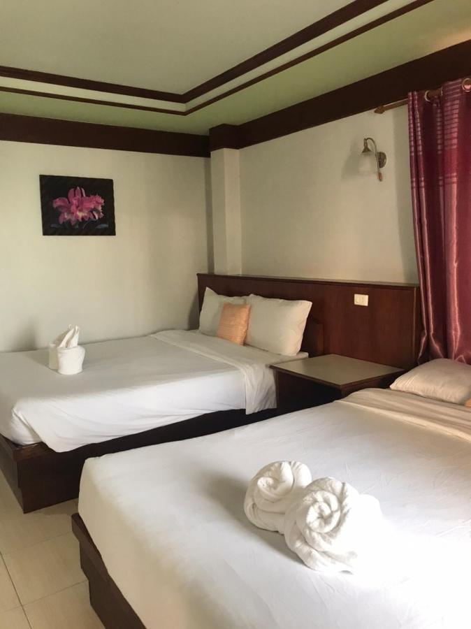 Family Room (4 Adults),1630875365:JPEG