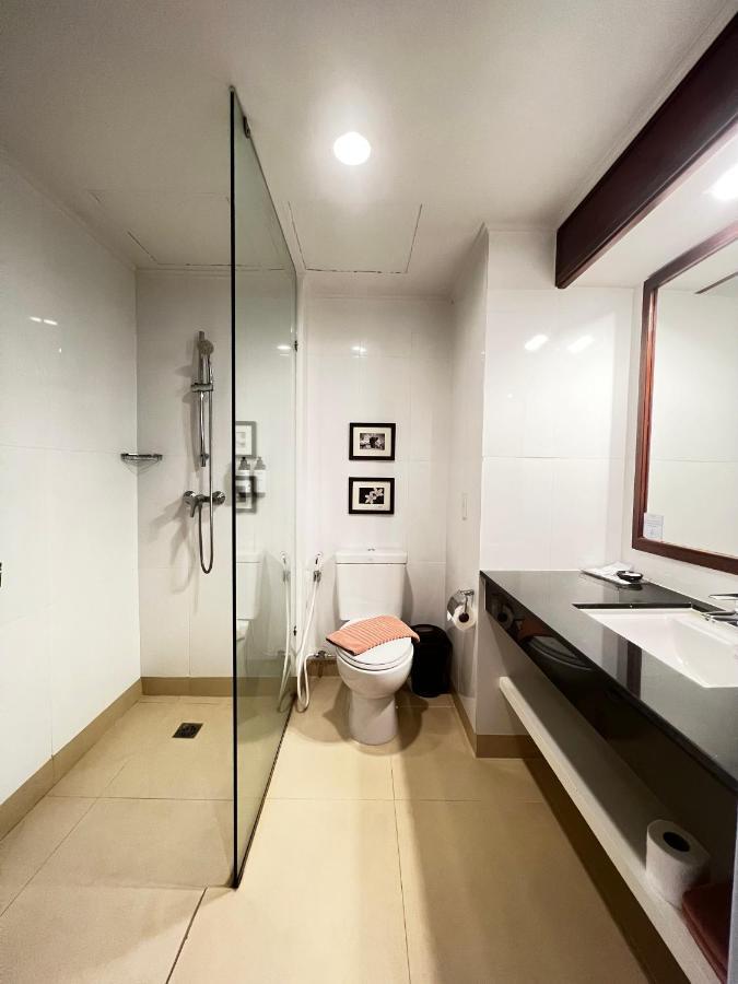 Standard King Room,1389952457:JPEG