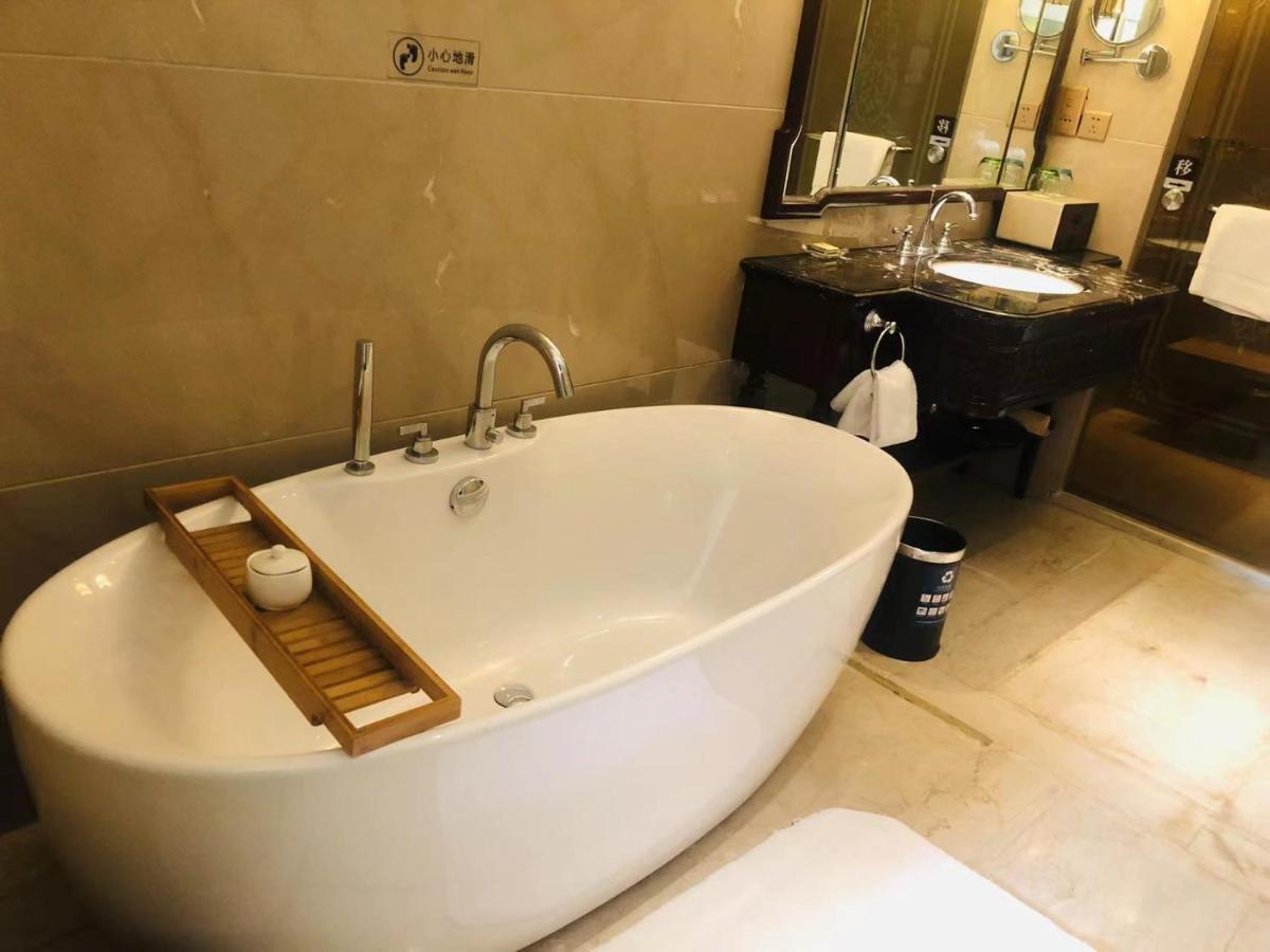 Business Double Room,1382469974:JPEG