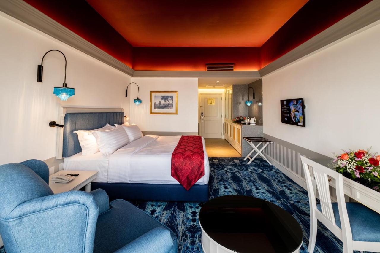 Deluxe King Room,1394794490:JPEG