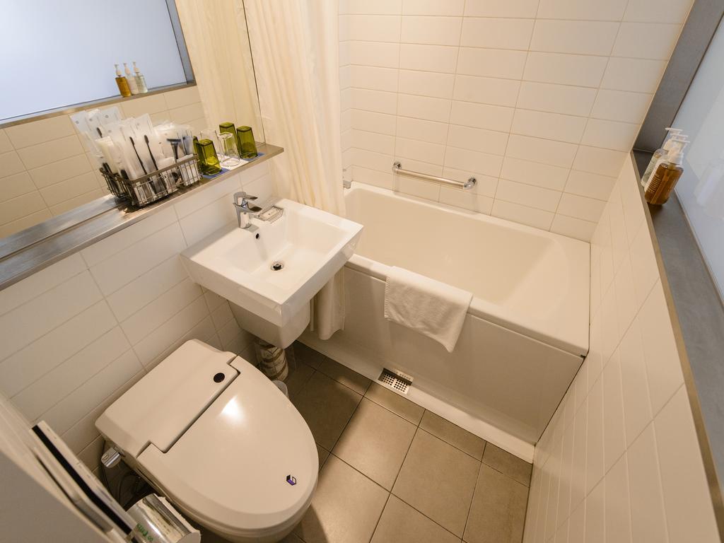 Standard Twin Room Loft Ground Floor Non-Smoking,1588170790:JPEG