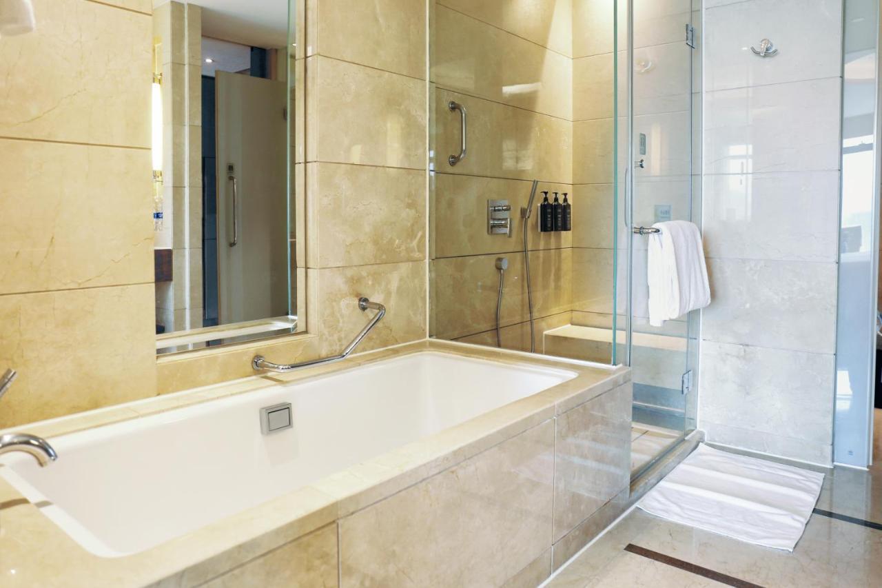 Executive Twin, Executive level, Guest room, City view,1414653348:JPEG