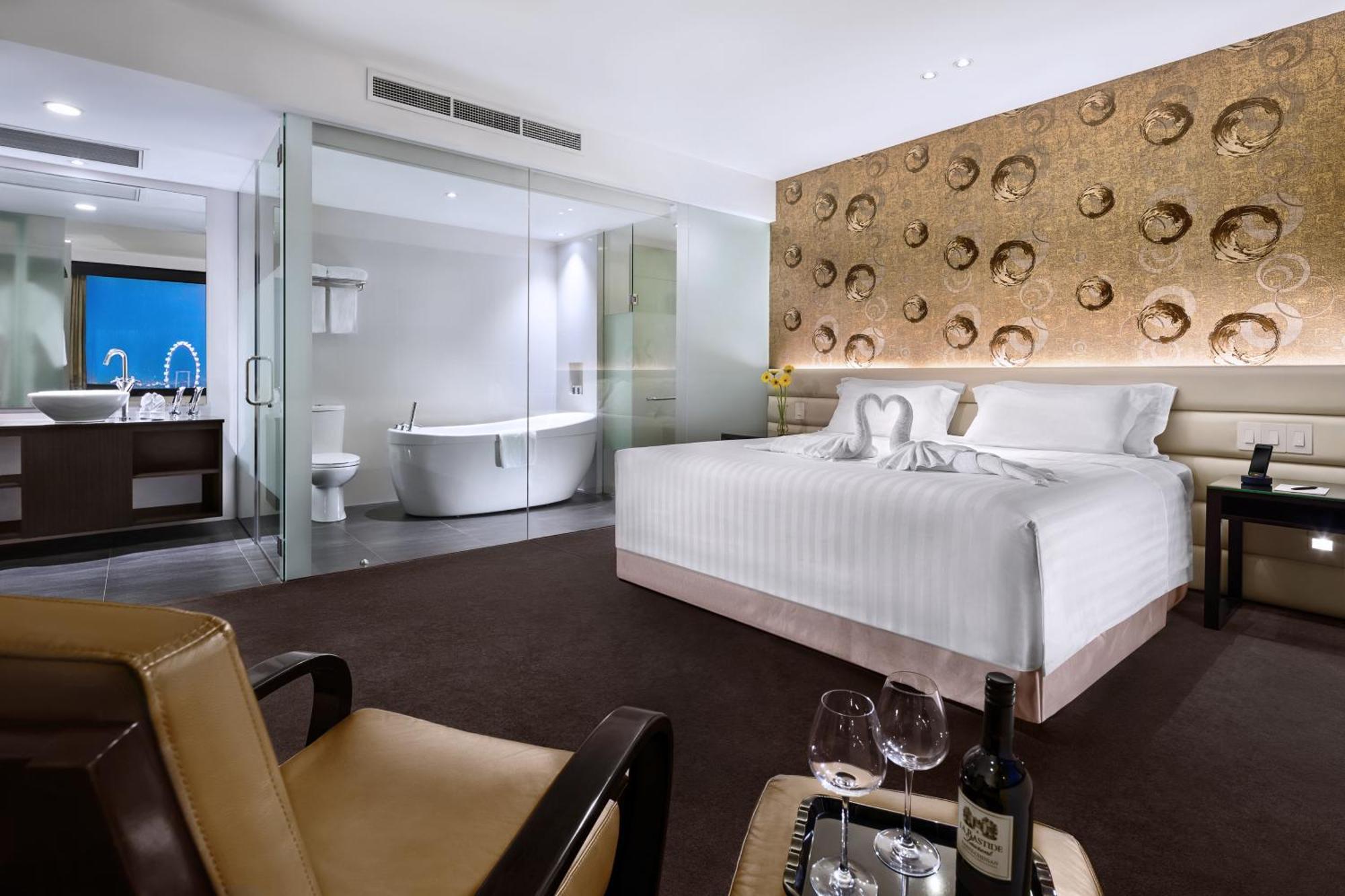 Executive Suite with Lounge Access,1706488782:JPEG