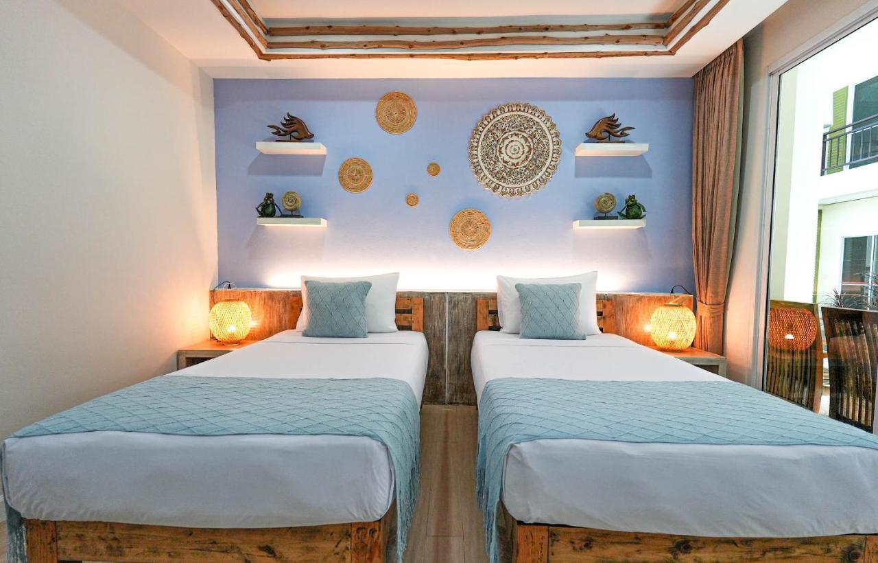 Premier AB5 Twin Room