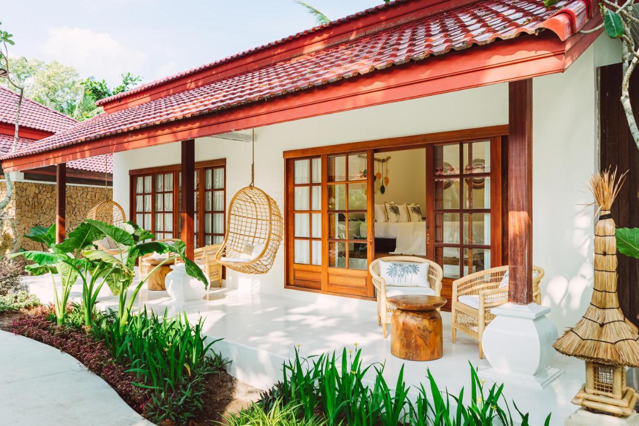 Deluxe Double Room with Side Sea View,1499303347:JPEG